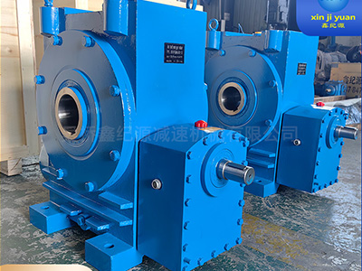 非標(biāo)蝸輪蝸桿減速機-支持定制